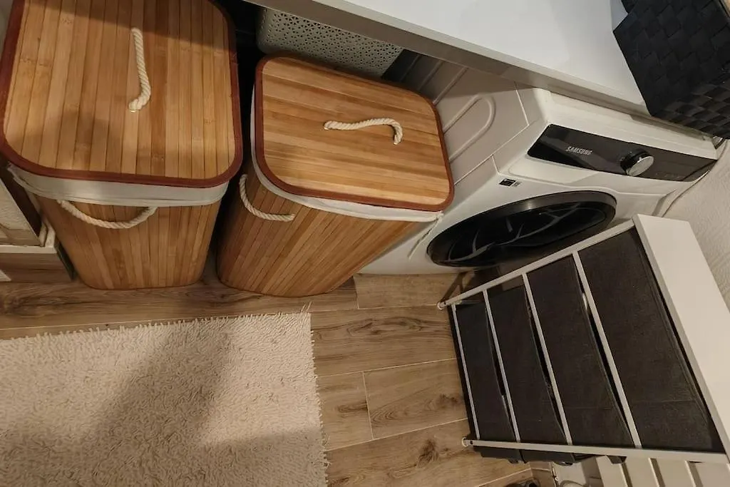 T2 Meuble 1 Er Etage Dans Un Quartier Calme A 17 Appartamento Parigi
