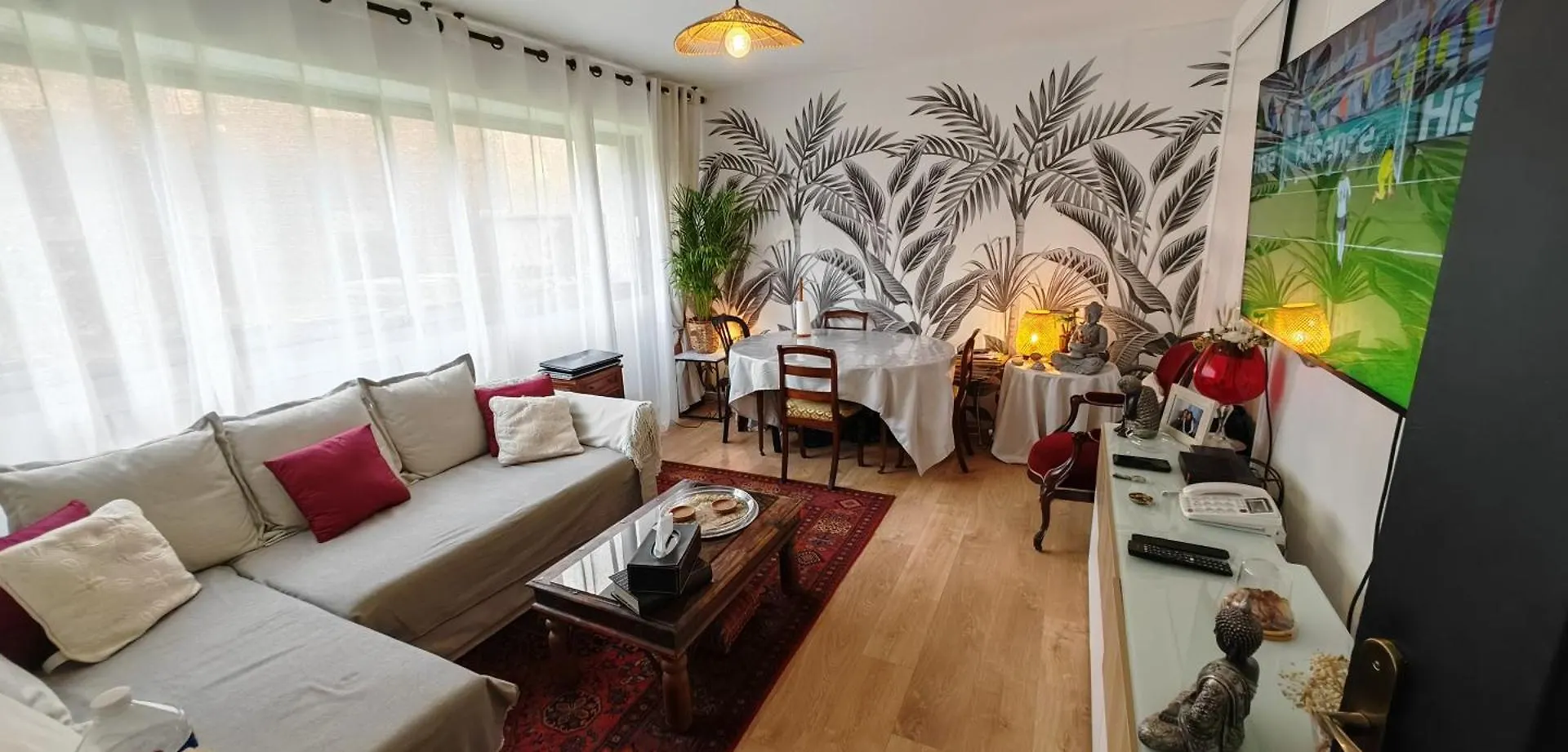 Appartamento T2 Meuble 1 Er Etage Dans Un Quartier Calme A 17
